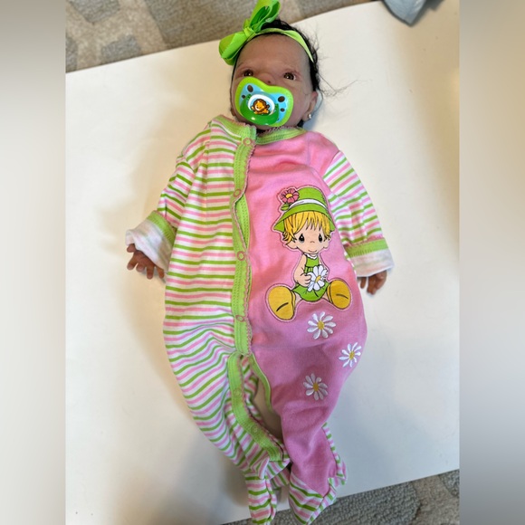 BABYCLON LUXURY SILICONE MICRO NEWBORN CHIP DRINKS/WETS REALISTIC BABY GIRL DOLL - Picture 11 of 16